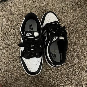 Price drop!! SALE! Nike Panda Dunks. Used.. NO Box.